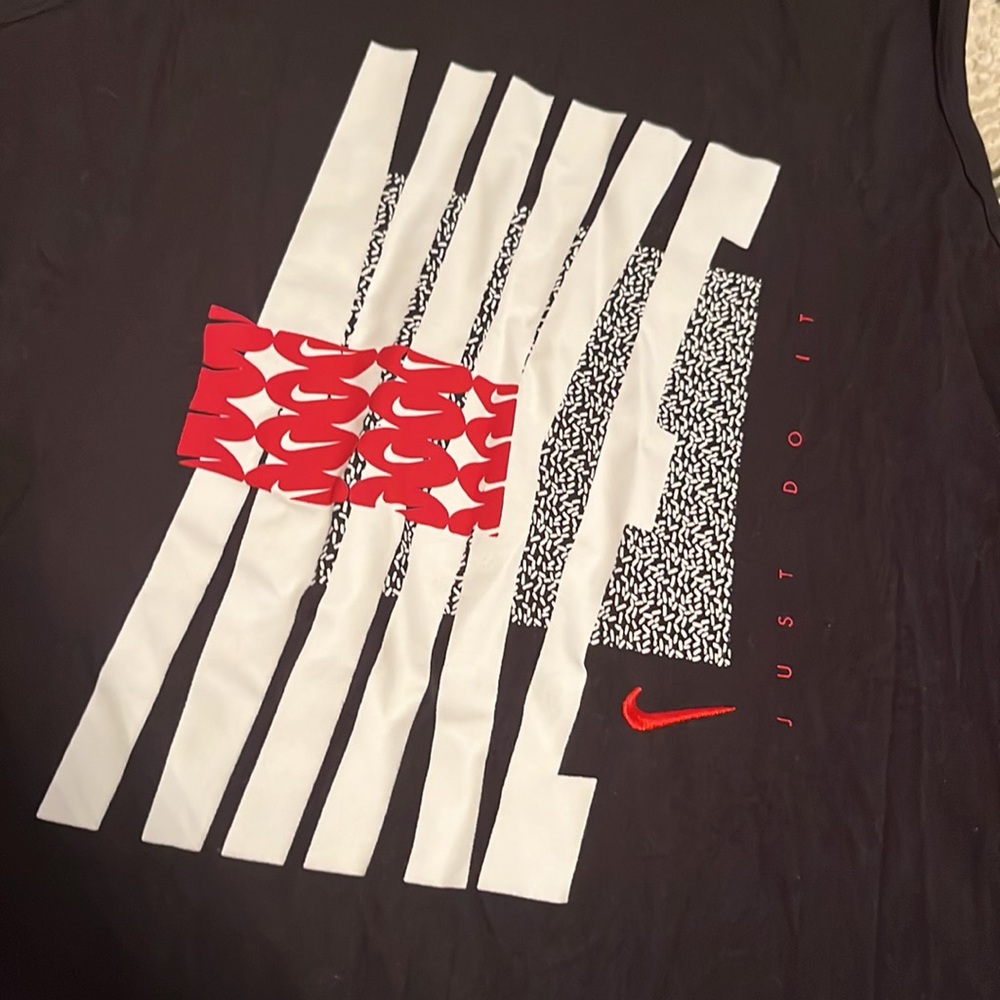 Nike Dri-Fit Men's Black Running Tank Top - Picture 3 of 4